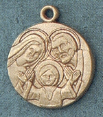 Holy Family 14kt Gold Medal 