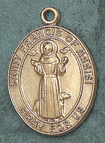 St. Francis of Assisi 14kt Oval Medal 1 In.