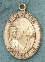 Star of the Sea 14kt Gold Medal 1 In. Oval