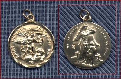 St. Michael 15/16in. 14kt. Gold Medal